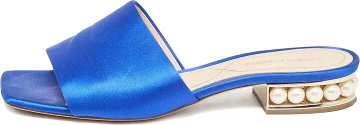 Pre-owned pearl satin sandals