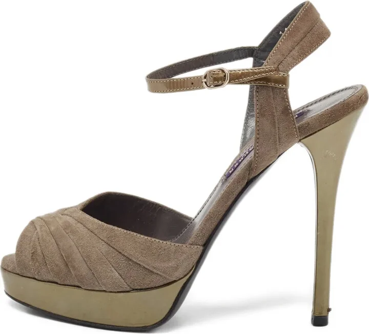 Pre-Owned Pleated Sandals