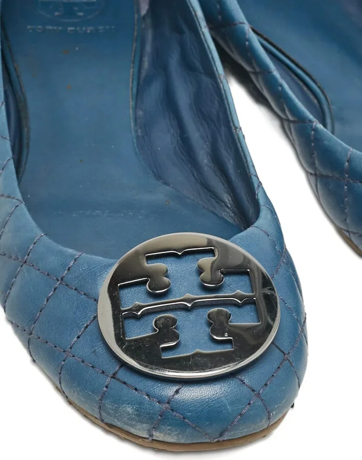 Pre-Owned Quilted Leather Ballet Flats - Image 5