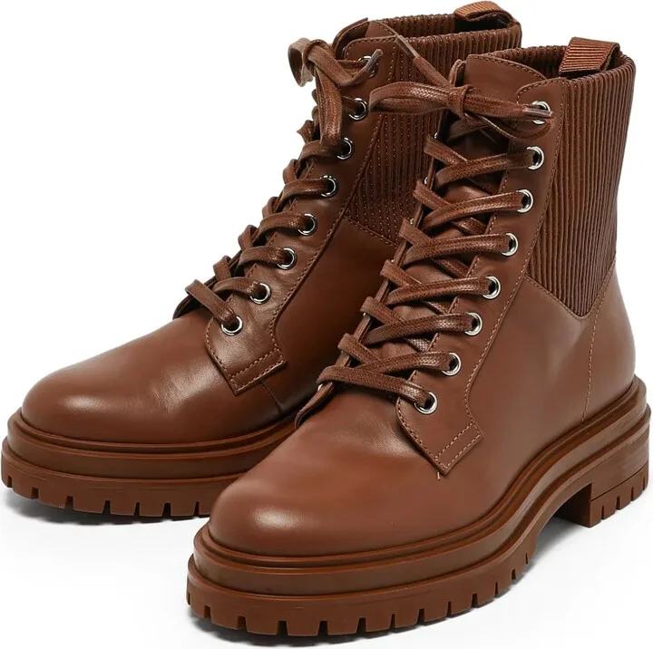 Pre-Owned Ribbed-Panel Lace-Up Combat Boots - Image 2