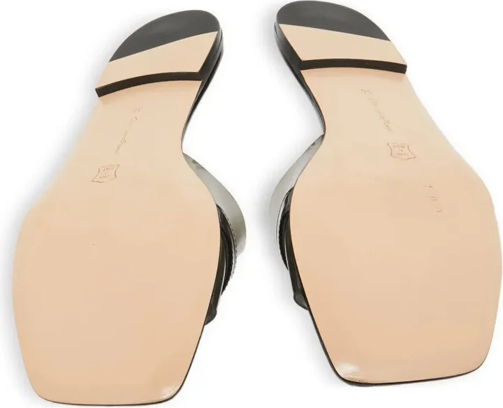Pre-Owned Translucent Flat Sandals - Image 5
