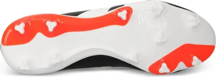Predator League soccer sneakers - Image 5