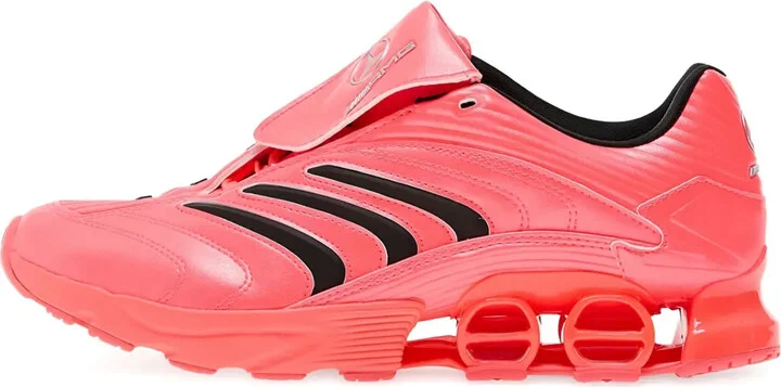 Predator Megaride trainers