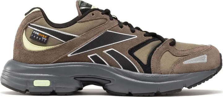 Premier Road Plus VI sneakers