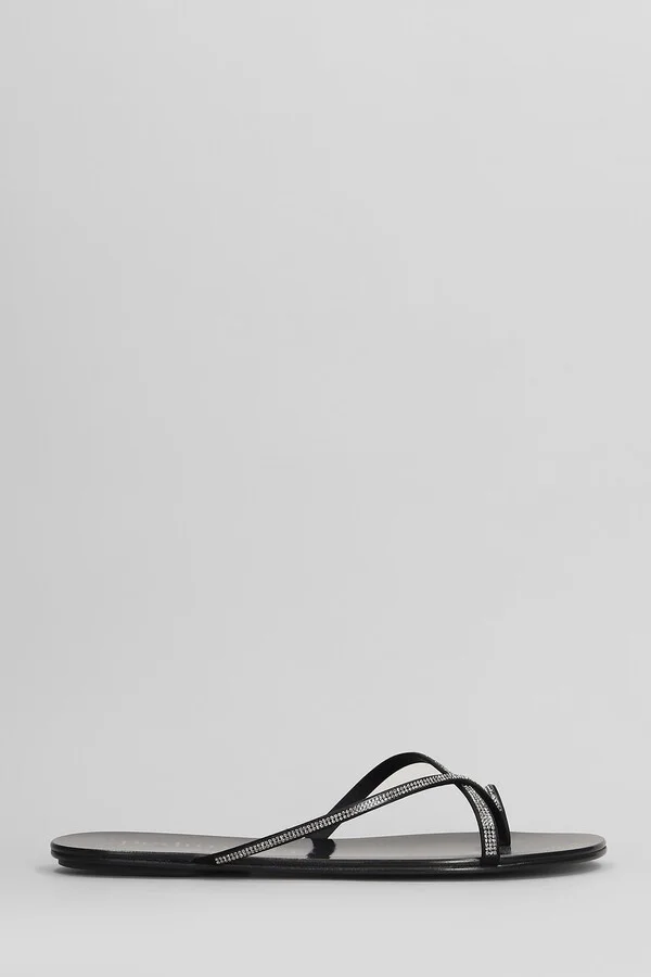 Pretty Flats In Black Leather