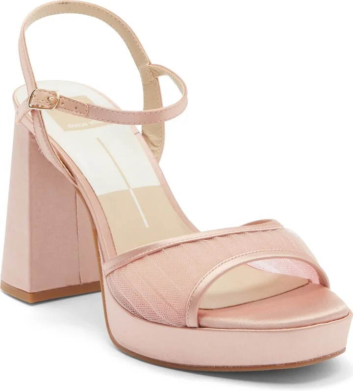 BLUSH TULLE