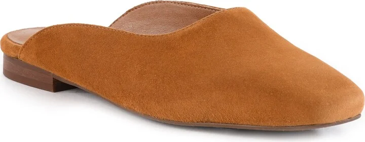 Tan