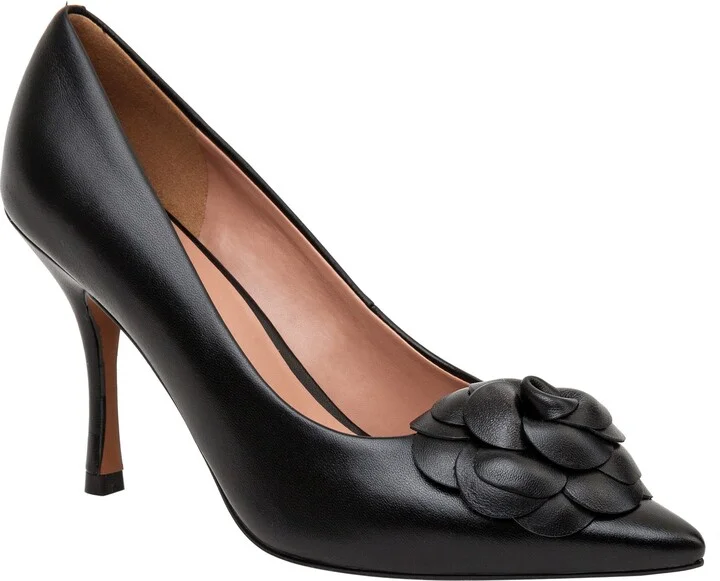 Primrose Pointed Toe Pump