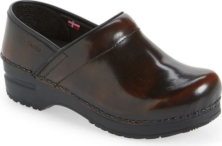 Brown 003