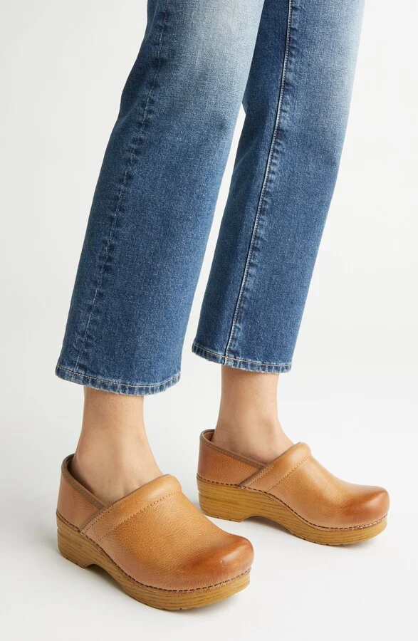 Professional Clog - Image 5