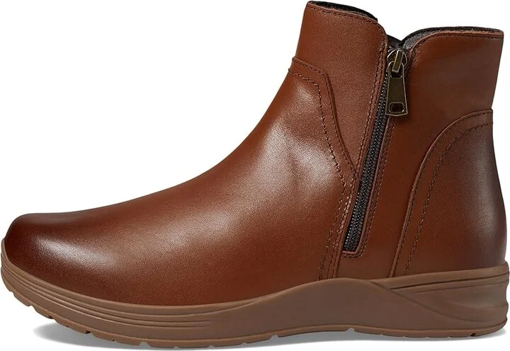Propet Delphi Women's Boots Black : 7 M (B), Leather - Image 11