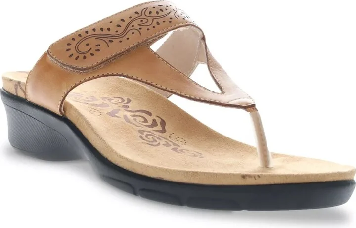Propet Extra Extra Wide Width Wynzie Flip Flop