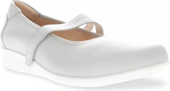 Propet Extra Wide Width Yara Mary Jane SlipOn