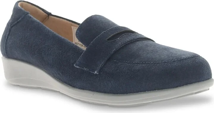 Propet Extra Wide Width Yetta Wedge Loafer