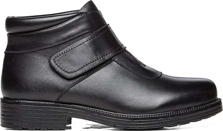 Propét Men Tyler Chelsea Boot