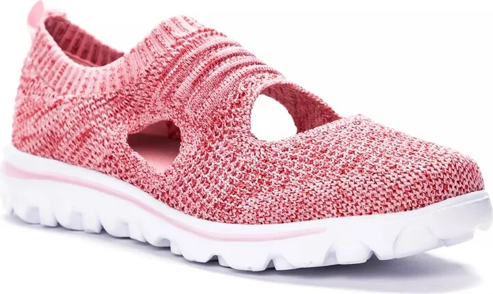 Propet TravelActiv Avid SlipOn