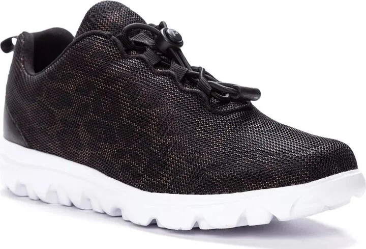 Propet Travelactive Safari Sneaker