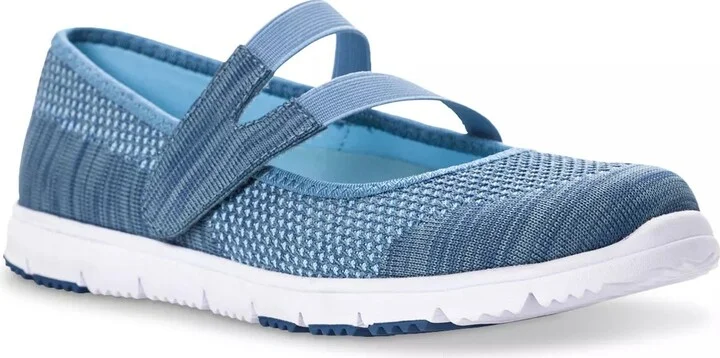 Propet Travelwalker SlipOn
