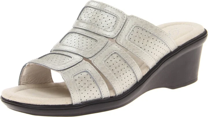 Propet Women's Sorrento Sandal
