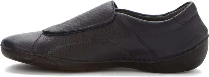Propét Women's Tawny Flat