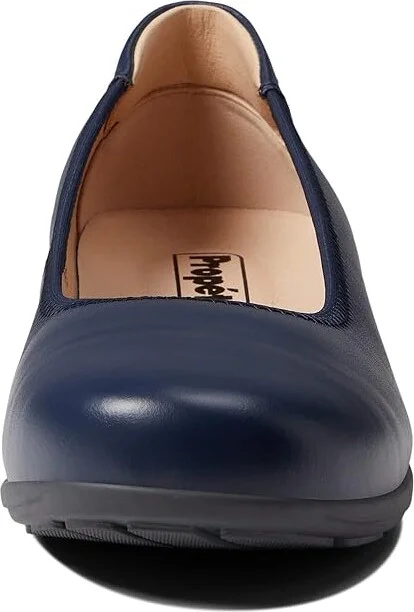 Propet Yara Women's Shoes Navy : 9 M (B), Leather - Image 5