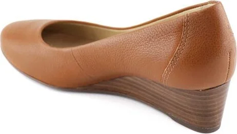 Prospect Leather Wedge Pump - Image 8