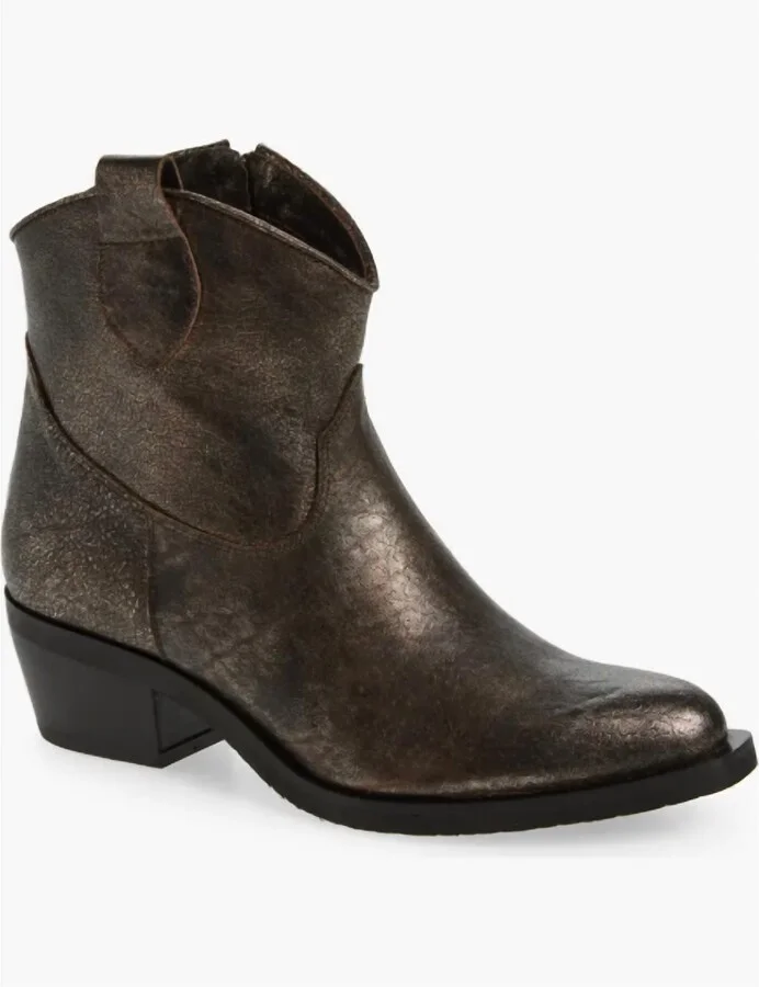 Provo Boots In Bronze Crackle