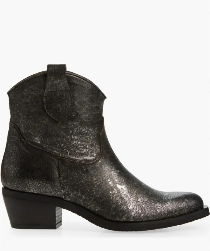 Provo Boots In Pewter Crackle