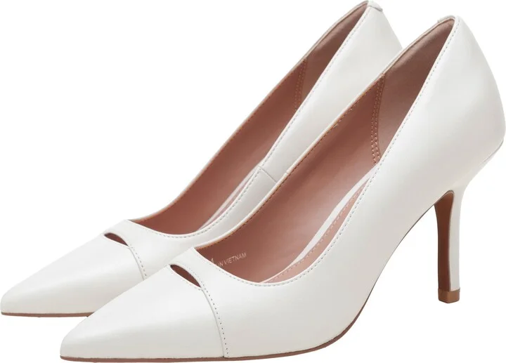 Prue Pointed Cap Toe Pump - Image 7