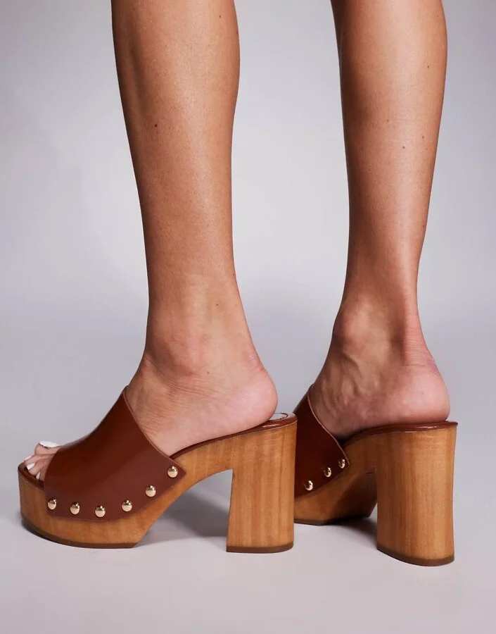 Public Desire Dutchie mule sandals in Tan - Image 4