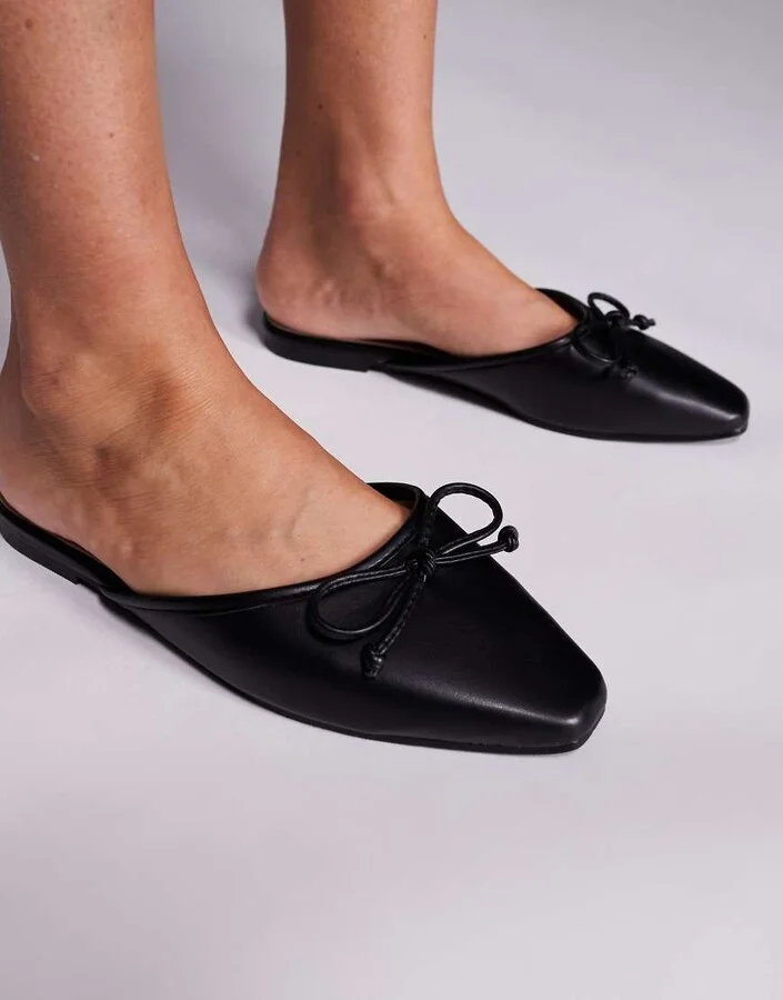 Public Desire Gio slip on mule flats in black - Image 2