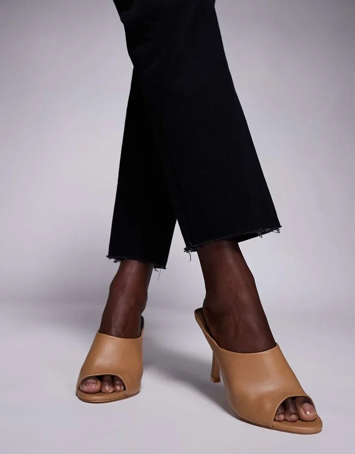 Public Desire Sriach mule heel sandals in toffee - Image 3