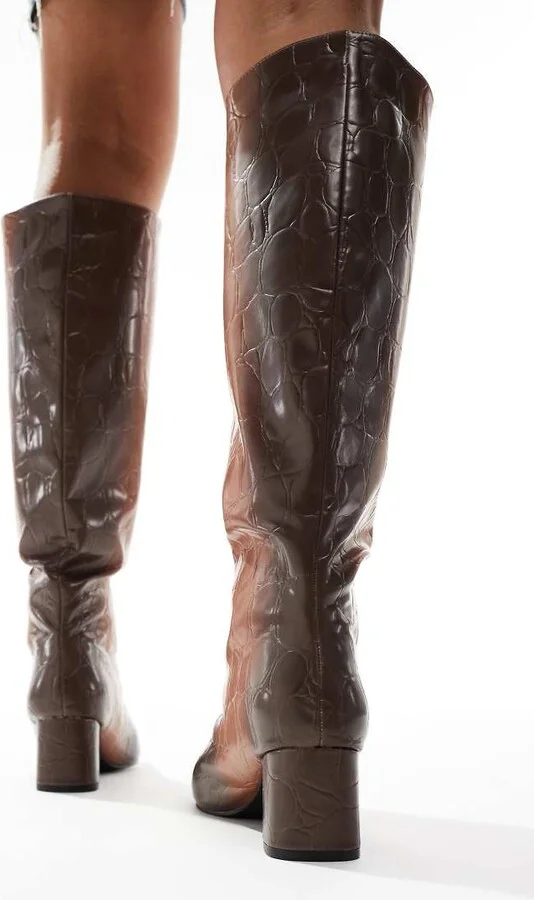 Public Desire Tamira block heel knee boots in brown ombre croc - Image 3