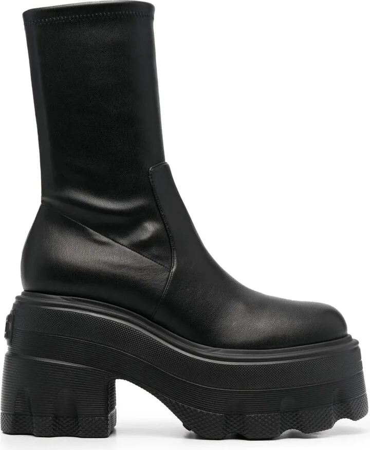 Pull-On Platform Boots