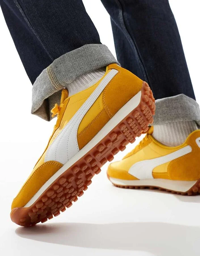 PUMA Easy Rider vintage sneakers in yellow and white - Image 4