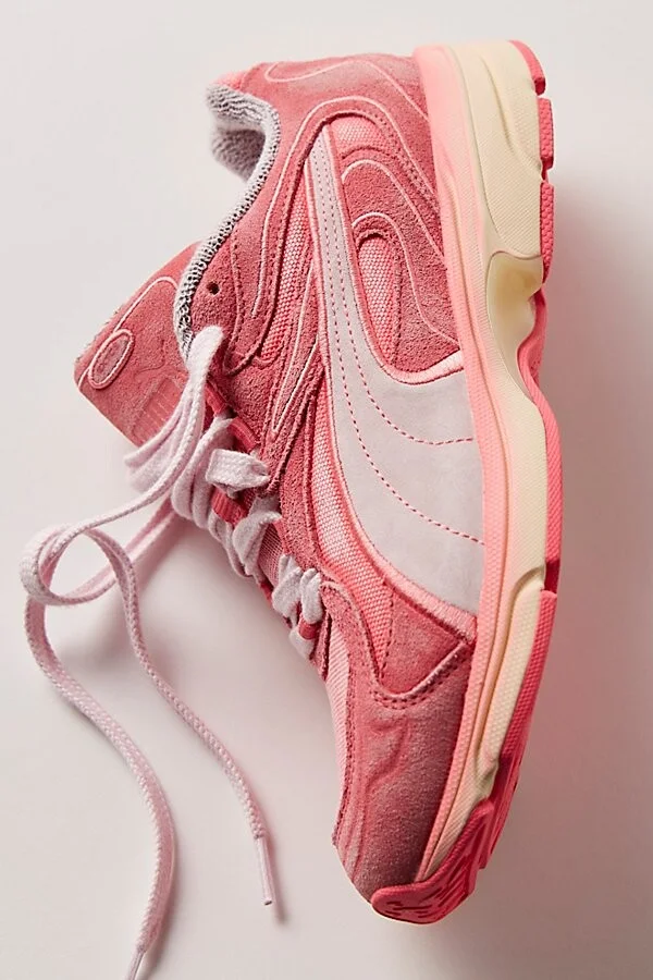 Magic Rose/whisp Of Pink
