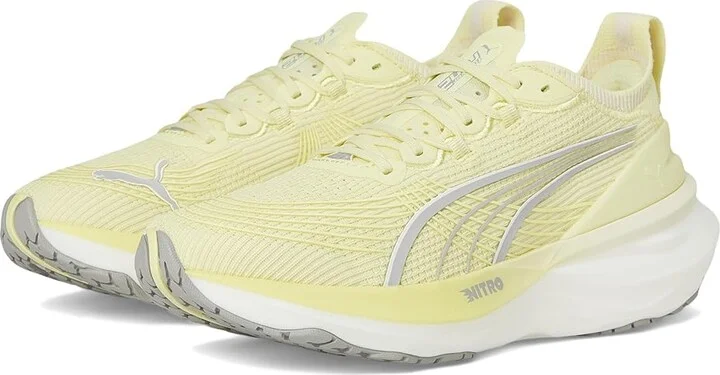 PUMA Foreverrun Nitro Women's Shoes Gold Moon/White : 7 B - Medium