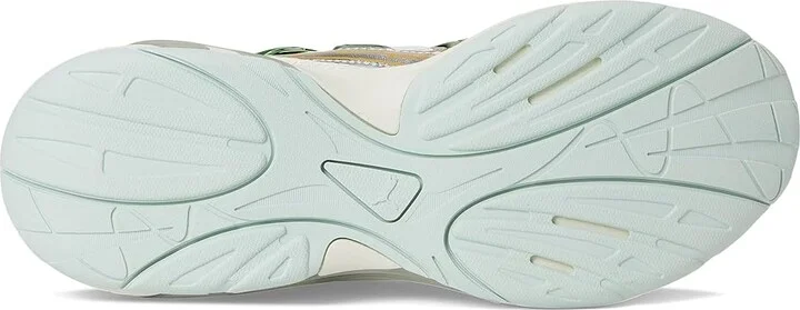 PUMA Inverse Sneakers Women's Snow Shoes Warm White/Archive Gold : 6 B - Medium, Leather/Rubber/Suede - Image 3