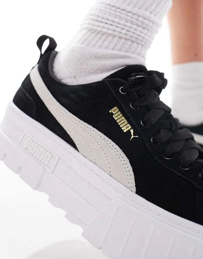 PUMA Mayze classic sneakers in black with off white details - Image 3