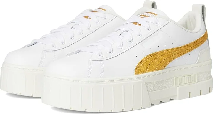 PUMA Mayze Sneakers Women's Snow Shoes Puma White/Archive Gold : 6.5 B - Medium, Leather