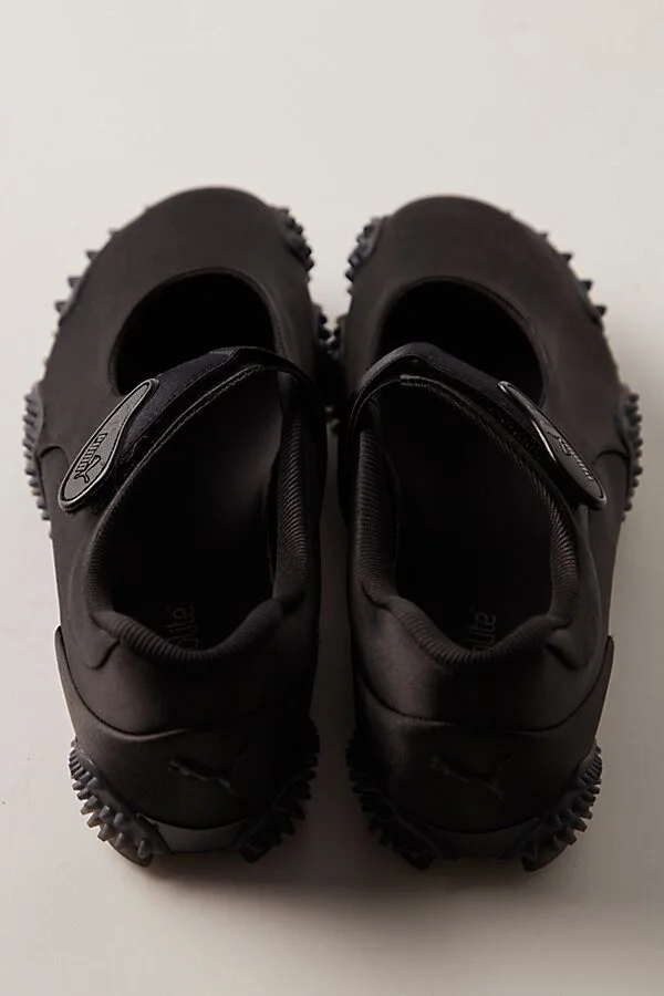 Puma Mostro Fey Sneakers