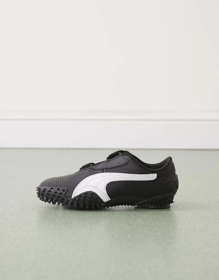 PUMA Mostro Perf sneakers in black - Image 2