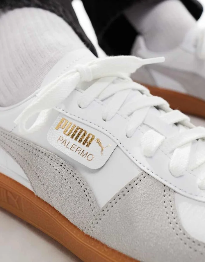 PUMA Palermo Leather sneakers with gum sole in white and gray - Image 4