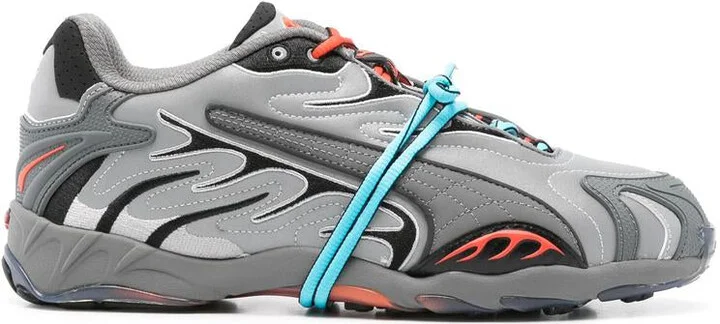 Puma Sneakers