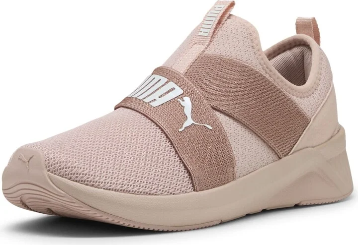 Rose Quartz-cool Mid Gray