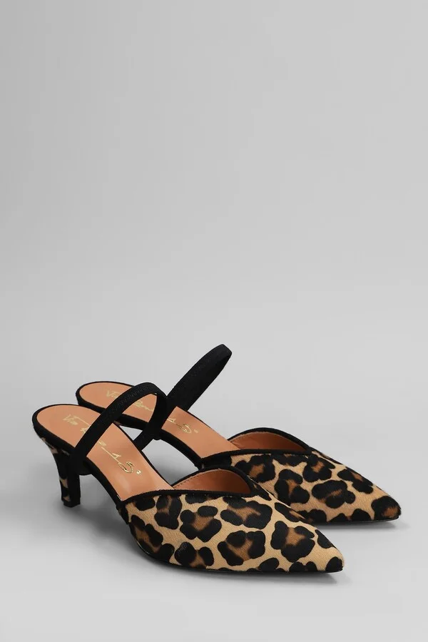 Pumps In Animalier Pony Skin - Image 2