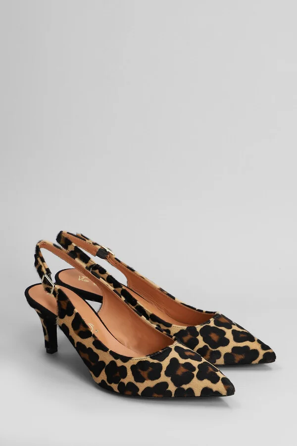 Pumps In Animalier Pony Skin - Image 2