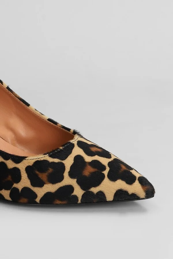 Pumps In Animalier Pony Skin - Image 5