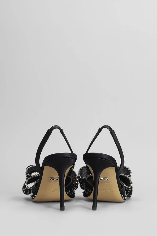 Pumps In Black Fabric - Image 4