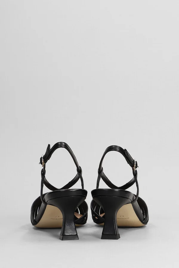 Pumps In Black Leather - Image 4